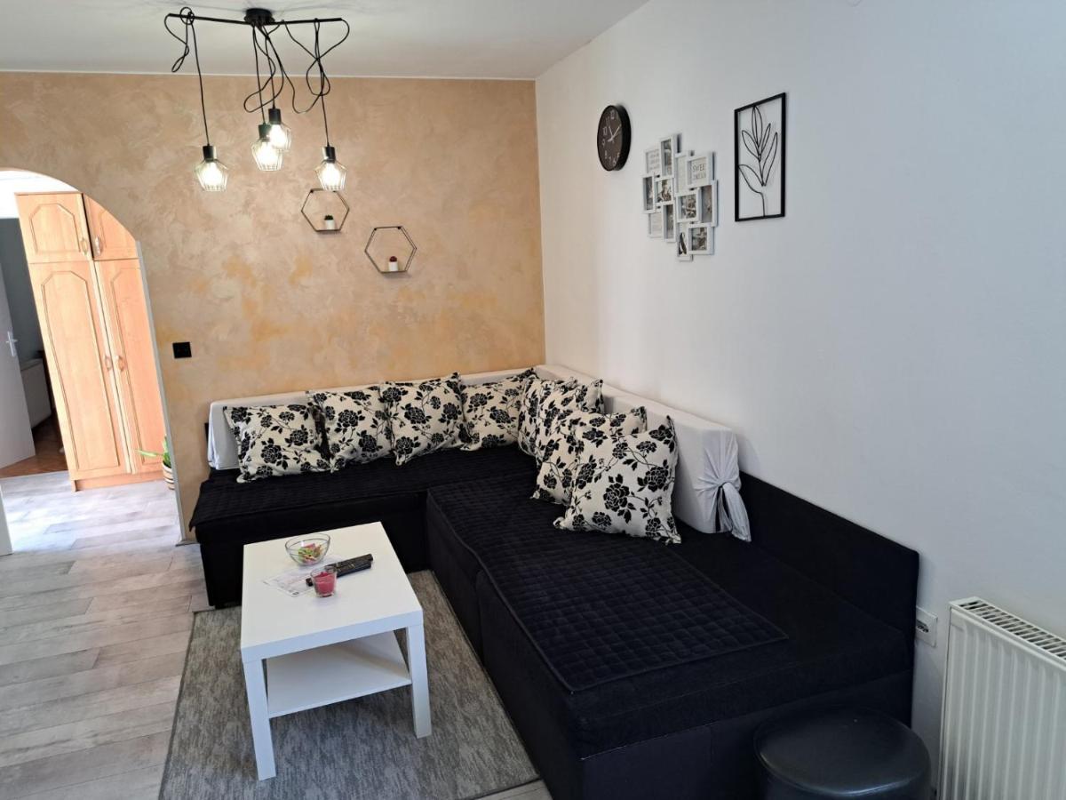 Stefan Apartman Novi Sad Exterior foto
